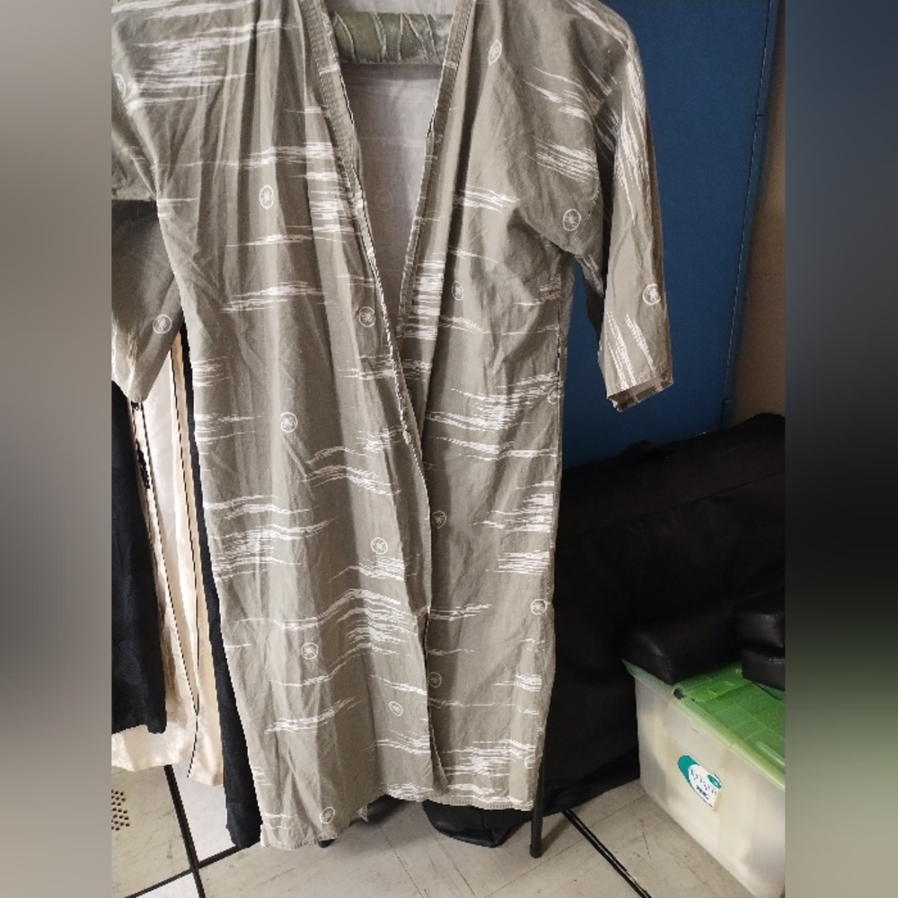Casual Green Button Down Shirt with Soft Texture